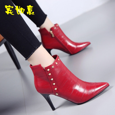歐美性感尖頭細跟鉚釘短靴 2017秋季時尚百搭踝靴推薦